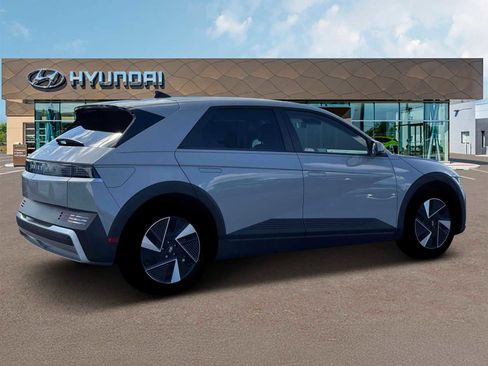 New 2026 Hyundai Ioniq 5 SE RWD image 8