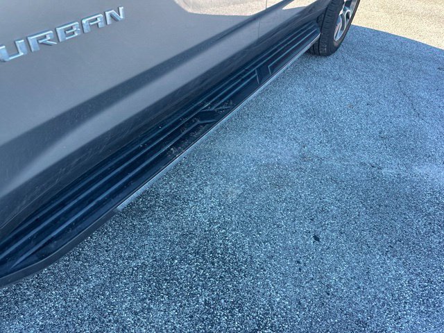 Used 2021 Chevrolet Suburban LT RWD image 10