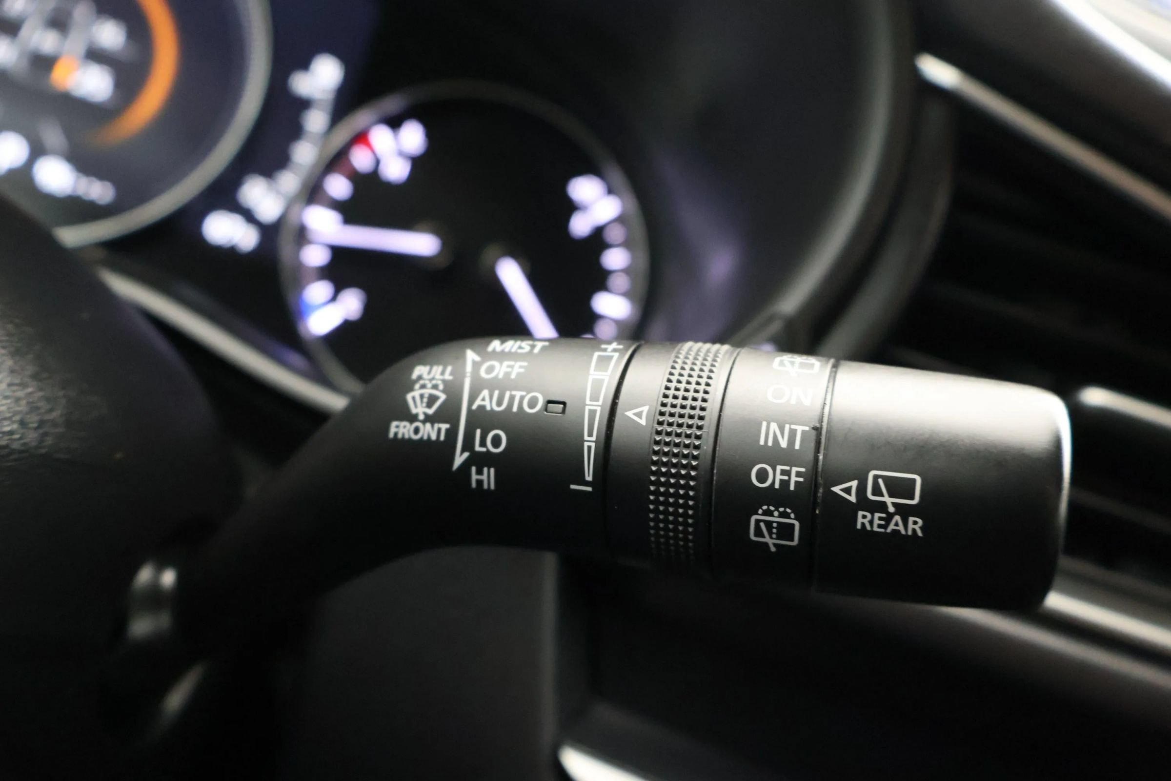 Used 2024 MAZDA CX-30 AWD 2.5 S w/ Select Sport Pkg image 23