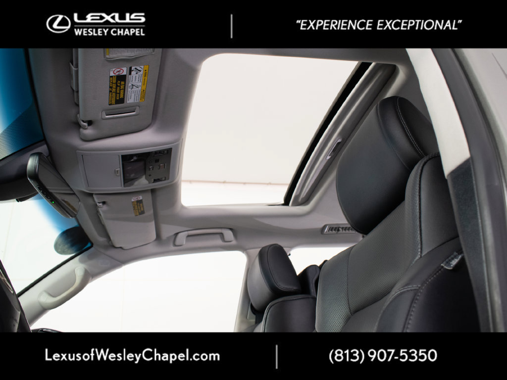Used 2016 Lexus LX 570 4WD w/ Luxury Package image 27