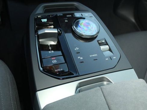 New 2026 BMW iX xDrive60 w/ M Sport Package image 12