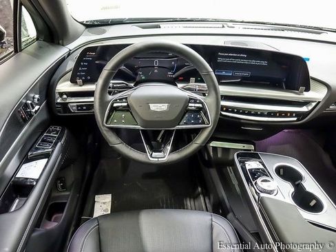 New 2025 Cadillac Lyriq Luxury w/ LPO, Floor Liner Package AWD/4WD image 12