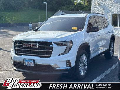 Used 2025 GMC Acadia Elevation w/ Elevation Premium Package