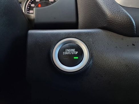 Used 2023 GMC Terrain SLE w/ Elevation Edition image 20