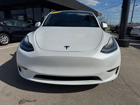 Used 2020 Tesla Model Y Long Range AWD/4WD image 3