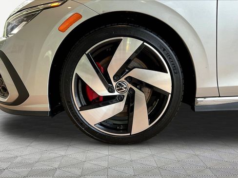 Used 2022 Volkswagen GTI S FWD image 31