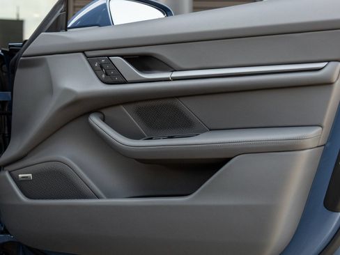 Certified 2025 Porsche Taycan AWD/4WD image 38