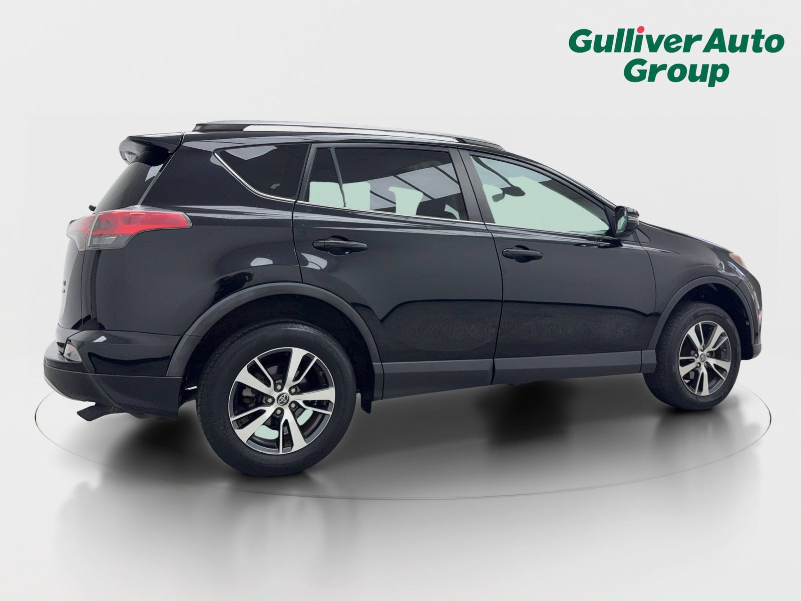 Used 2017 Toyota RAV4 XLE w/ Plus Special Value Package AWD/4WD image 9