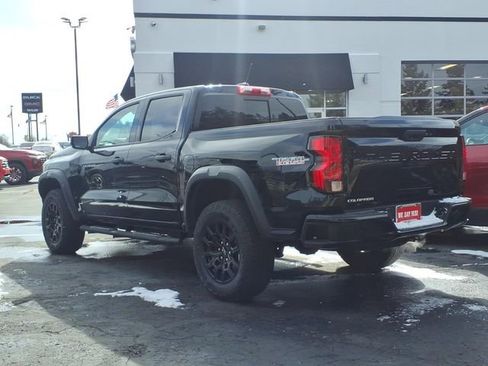 Used 2023 Chevrolet Colorado Trail Boss AWD/4WD image 6