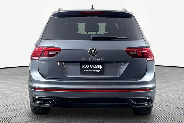 Used 2023 Volkswagen Tiguan SE R-Line FWD image 5