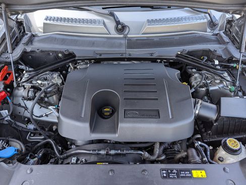 Used 2023 Land Rover Defender 110 X-Dynamic SE image 54