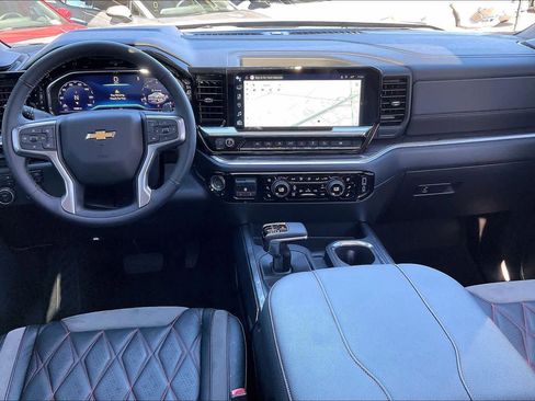 Certified 2025 Chevrolet Silverado 1500 LTZ image 16