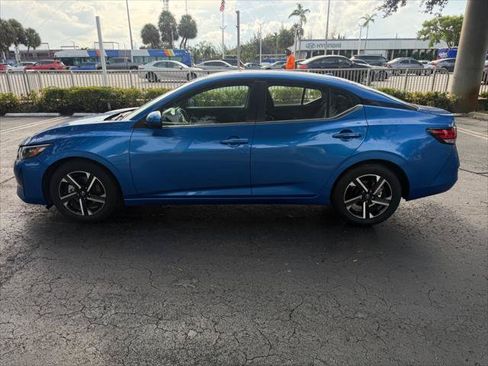 Used 2024 Nissan Sentra SV FWD image 3