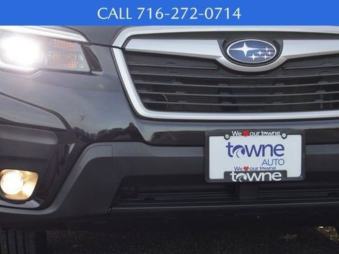 Used 2021 Subaru Forester Premium image 11