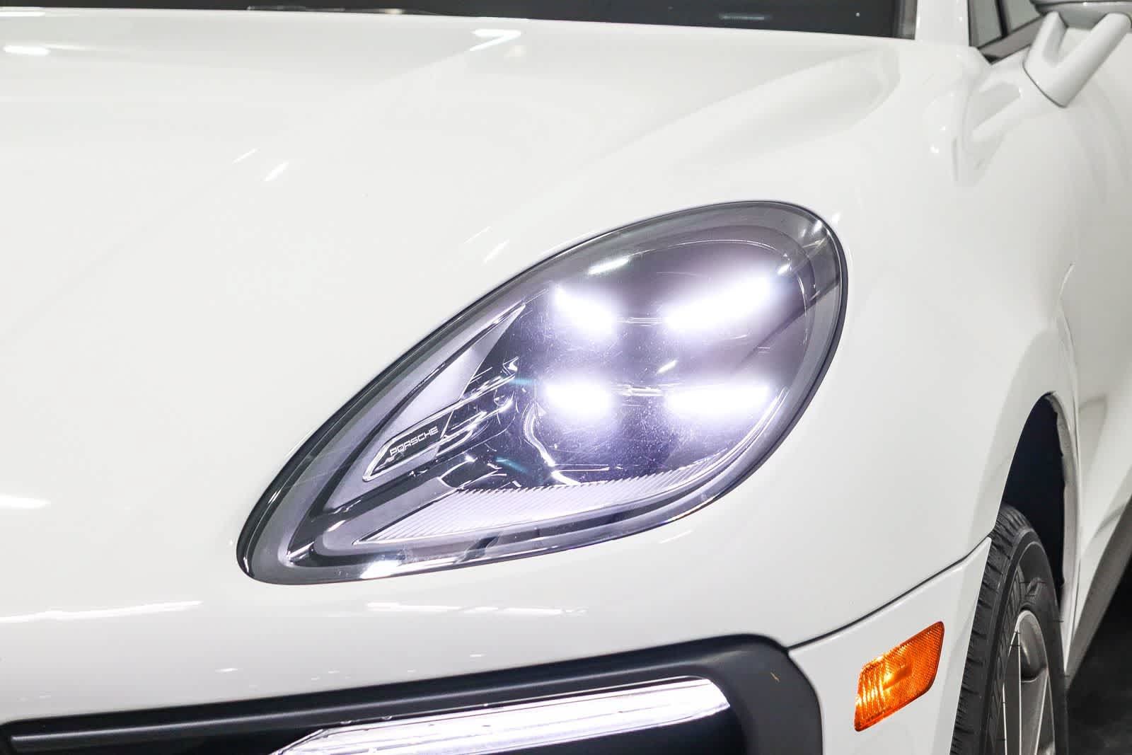 Used 2024 Porsche Macan AWD/4WD image 7