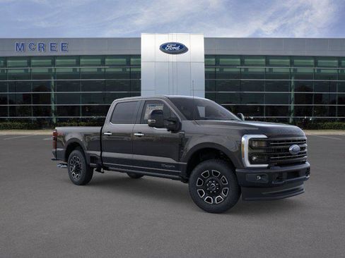 New 2026 Ford F250 Platinum w/ FX4 Off-Road Package AWD/4WD image 7