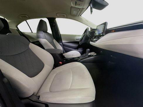 Used 2022 Toyota Corolla LE w/ LE Convenience Package FWD image 29