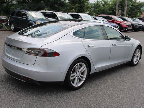 Used 2015 Tesla Model S 85 RWD image 7