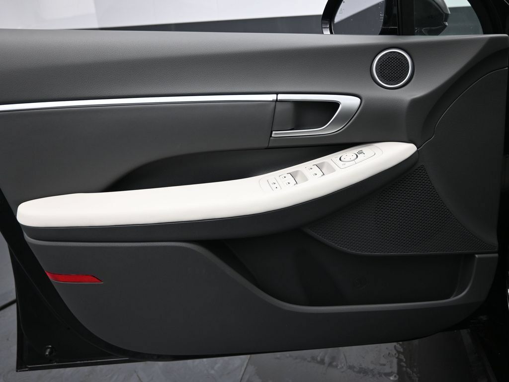 New 2026 Hyundai Sonata SEL AWD/4WD image 24