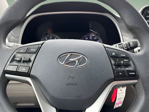 Used 2019 Hyundai Tucson SE image 17