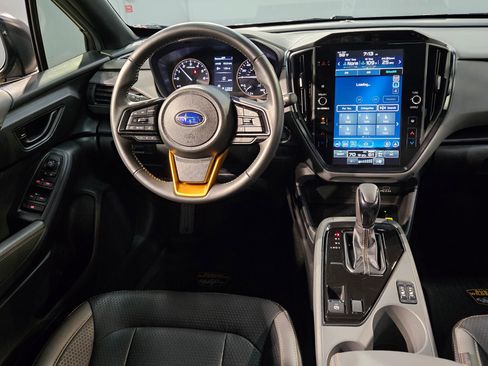 Used 2024 Subaru Crosstrek 2.5i Wilderness image 9