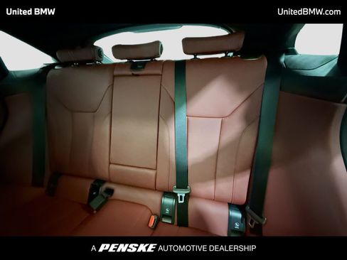 Used 2023 BMW i4 eDrive35 w/ Premium Package image 13