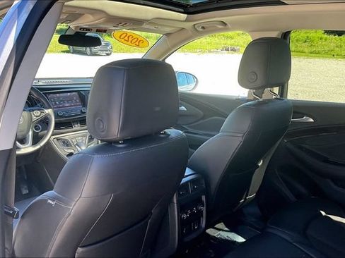 Used 2020 Buick Envision Essence AWD/4WD image 33