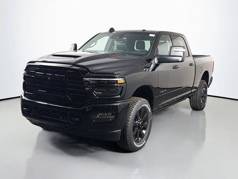 New 2026 RAM 2500 Laramie AWD/4WD image 3