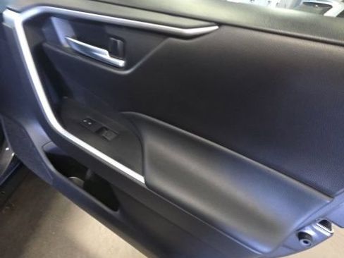 Used 2024 Toyota RAV4 XLE AWD/4WD image 24