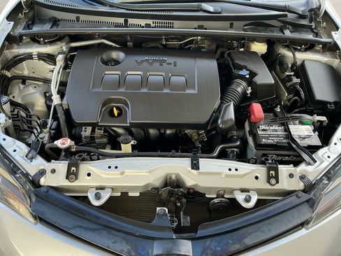 Used 2019 Toyota Corolla LE image 20