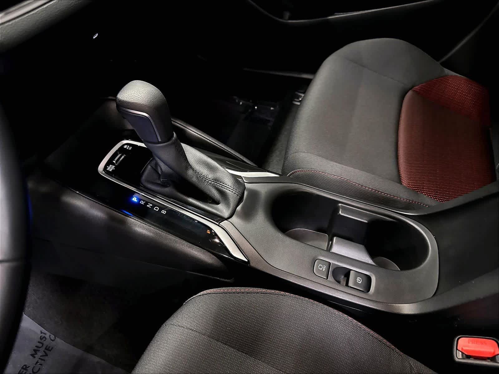 Used 2026 Toyota Corolla SE FWD image 19