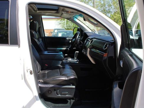 Used 2017 Toyota Tundra Limited image 30