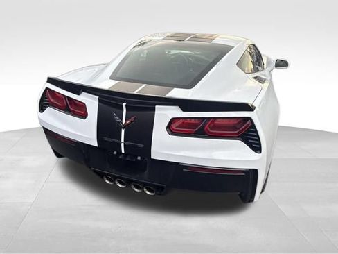 Used 2019 Chevrolet Corvette Stingray Coupe RWD image 18
