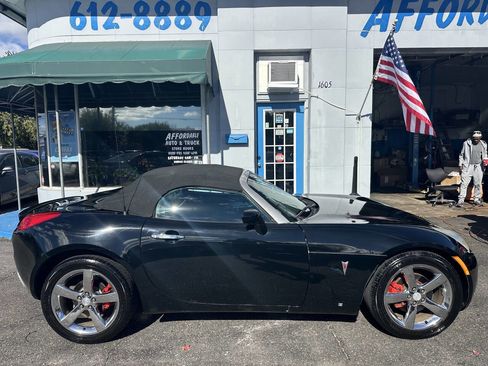 Used 2008 Pontiac Solstice GXP w/ Premium Package image 12