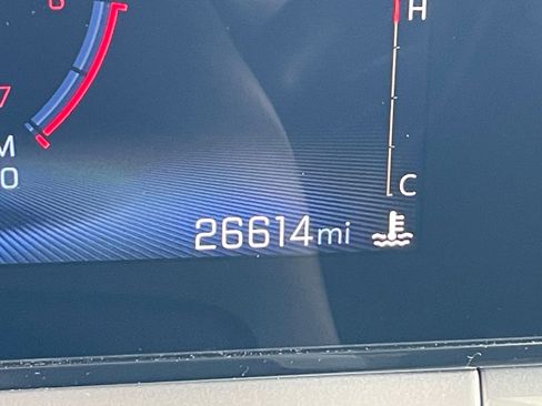 Used 2025 Chevrolet Trax LT image 45