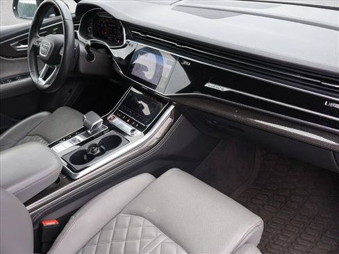 Used 2021 Audi SQ7 Prestige w/ Prestige Package AWD/4WD image 18