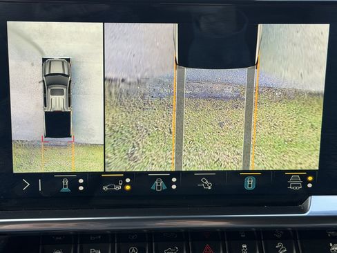 Used 2023 GMC Sierra 1500 SLT w/ SLT Premium Plus Package image 12