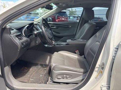 Used 2014 Chevrolet Impala LTZ FWD image 25