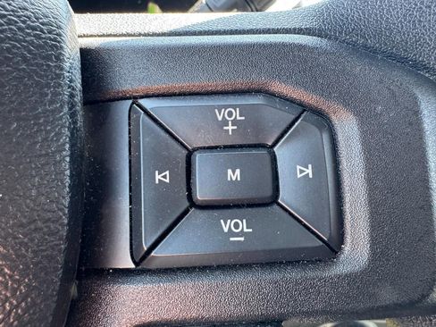 Used 2018 Ford F150 XL w/ Equipment Group 101A Mid AWD/4WD image 15