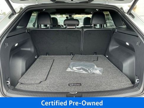 Certified 2024 Volkswagen Atlas Cross Sport SEL R-Line AWD/4WD image 19