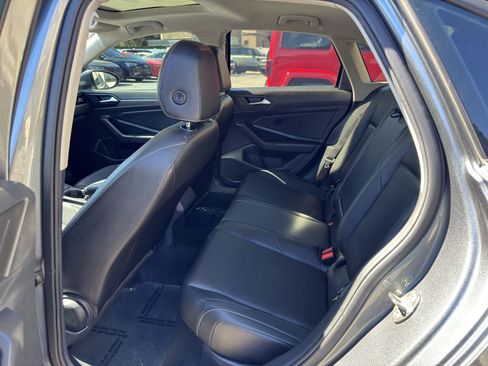 Used 2019 Volkswagen Jetta SEL FWD image 30