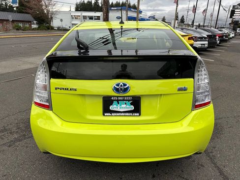 Used 2010 Toyota Prius II 4dr Hatchback image 4