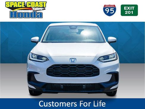 New 2026 Honda HR-V LX image 6
