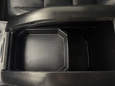 Used 2016 Toyota Highlander XLE FWD image 28