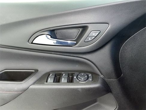 Certified 2022 Chevrolet Equinox RS w/ LPO, Cargo Package image 23