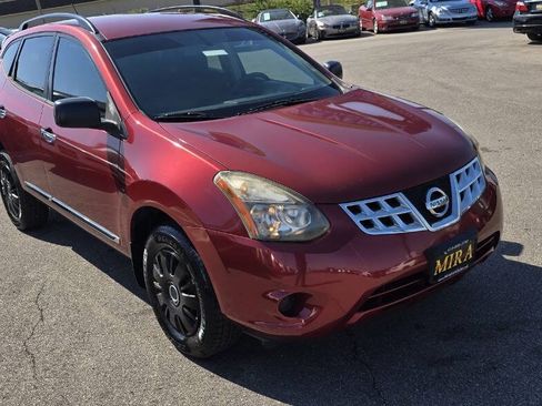 Used 2014 Nissan Rogue S w/ Convenience Package FWD image 6