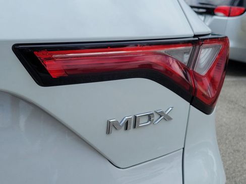 Used 2024 Acura MDX SH-AWD w/ Advance Package image 7