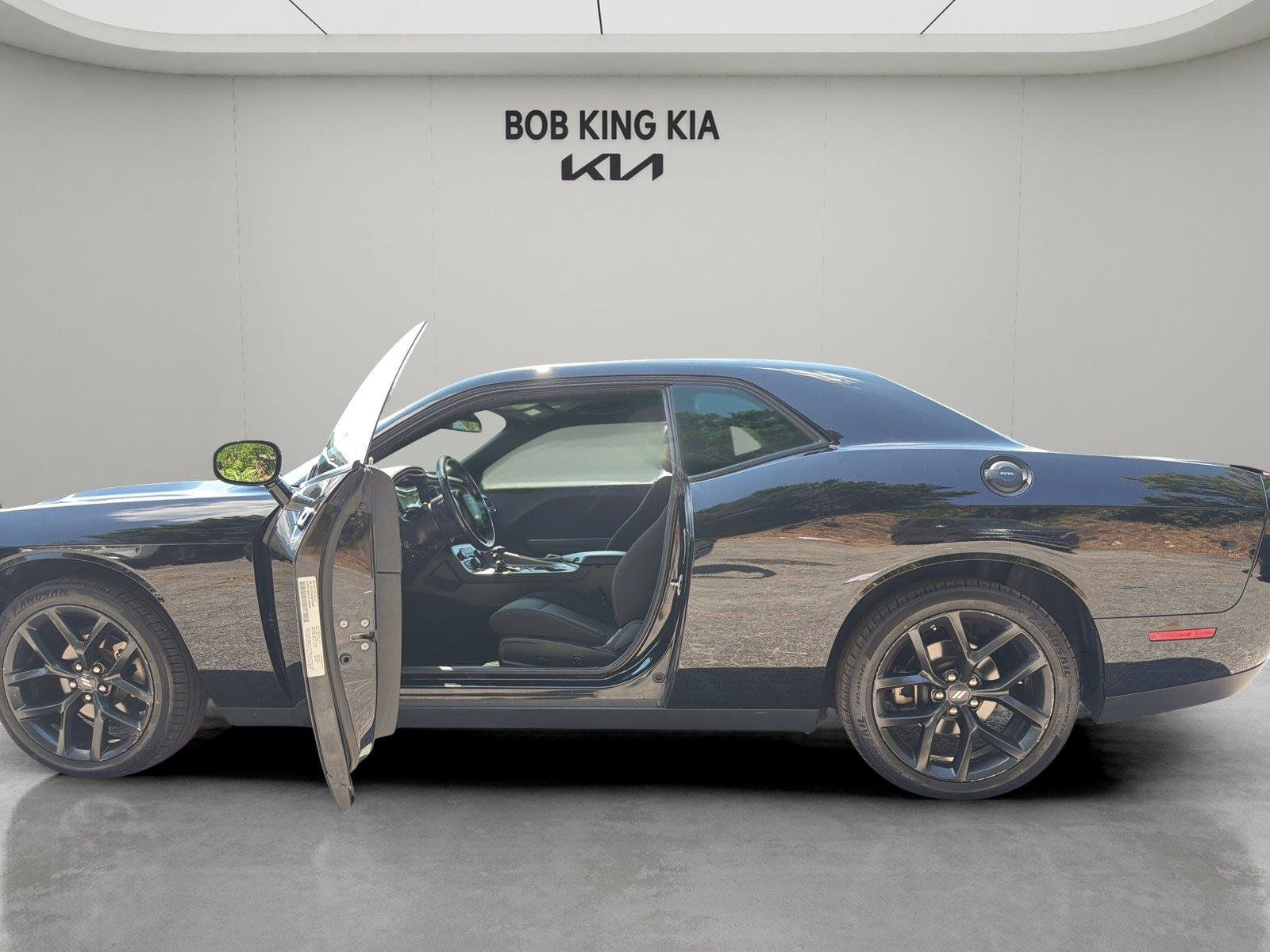 Used 2022 Dodge Challenger SXT w/ Blacktop Package RWD image 9