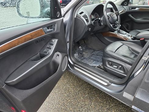 Used 2016 Audi Q5 2.0T Premium Plus w/ Technology Package image 14