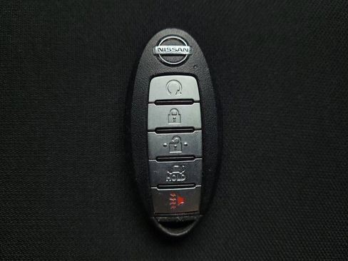 Used 2021 Nissan Sentra SV FWD image 32